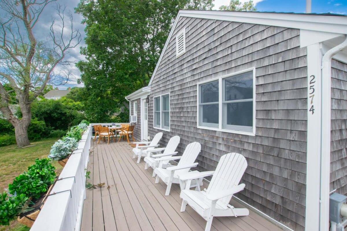 Wrap-Around Porch Mins To Beach Chatham Exterior foto